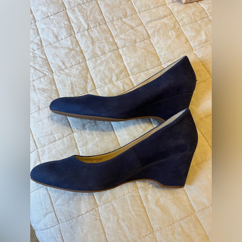 Cole haan women’s  shoes -size 8.5